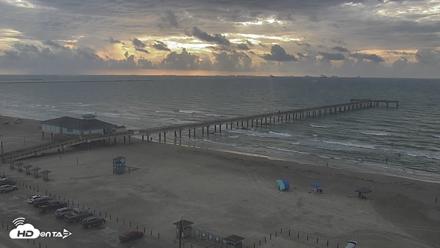 The Dunes - Port Aransas Live Beach Cam - Sep 5, 2026, 8:24am CDT