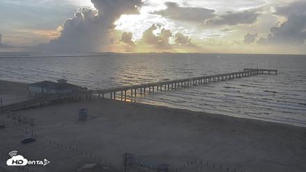 The Dunes - Port Aransas Live Beach Cam - Sep 8, 2026, 7:50am CDT