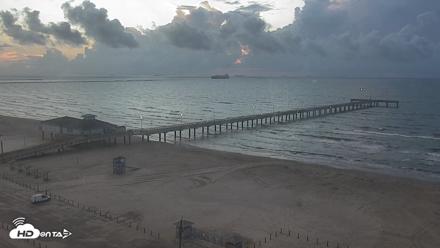 The Dunes - Port Aransas Live Beach Cam - Sep 9, 2026, 7:13am CDT