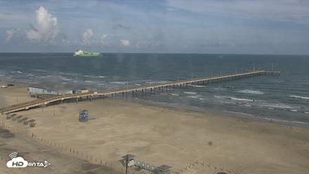 The Dunes - Port Aransas Live Beach Cam - Sep 17, 2026, 5:04pm CDT