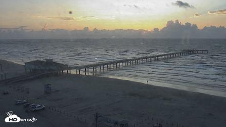 The Dunes - Port Aransas Live Beach Cam - Oct 14, 2026, 7:32am CDT