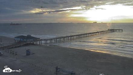 The Dunes - Port Aransas Live Beach Cam - Oct 19, 2026, 8:06am CDT