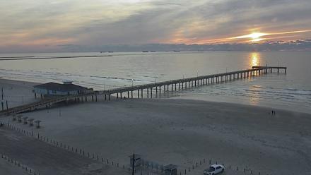 The Dunes - Port Aransas Live Beach Cam - Jan 29, 2026, 7:31am CST
