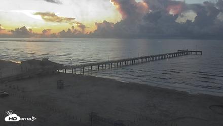The Dunes - Port Aransas Live Beach Cam - Aug 9, 2026, 6:52am CDT