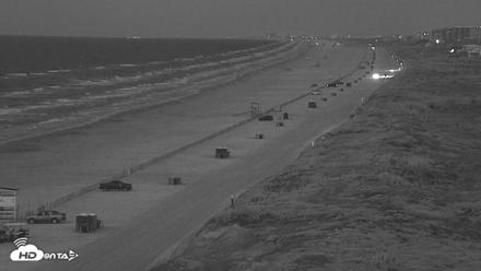 The Dunes - Port Aransas Live Beach Cam - Sep 8, 2026, 6:52am CDT