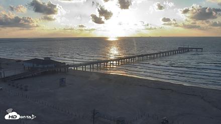 The Dunes - Port Aransas Live Beach Cam - Sep 23, 2026, 7:49am CDT
