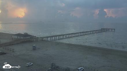 The Dunes - Port Aransas Live Beach Cam - Aug 29, 2026, 7:09am CDT