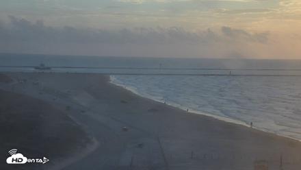 The Dunes - Port Aransas Live Beach Cam - Sep 4, 2026, 7:24am CDT