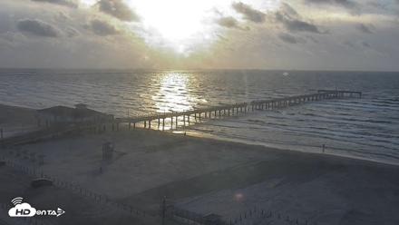 The Dunes - Port Aransas Live Beach Cam - Sep 11, 2026, 7:57am CDT