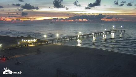 The Dunes - Port Aransas Live Beach Cam - Sep 27, 2026, 6:55am CDT