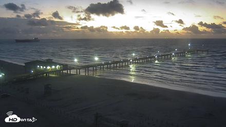 The Dunes - Port Aransas Live Beach Cam - Oct 13, 2026, 7:03am CDT