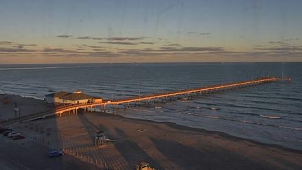 The Dunes - Port Aransas Live Beach Cam - Nov 5, 2025, 5:25pm CST