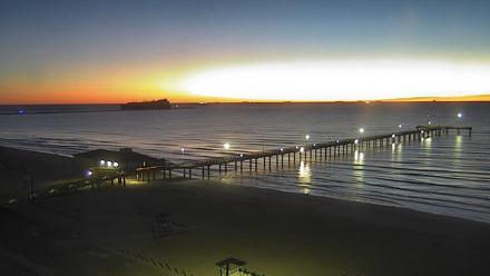 The Dunes - Port Aransas Live Beach Cam - Nov 11, 2025, 6:18am CST