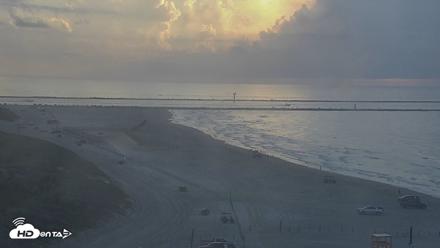 The Dunes - Port Aransas Live Beach Cam - Aug 29, 2026, 7:51am CDT