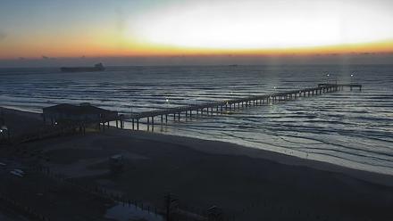 The Dunes - Port Aransas Live Beach Cam - Nov 2, 2025, 6:24am CST