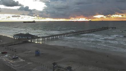 The Dunes - Port Aransas Live Beach Cam - Oct 14, 2025, 7:46am CDT
