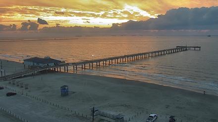 The Dunes - Port Aransas Live Beach Cam - Oct 16, 2025, 7:26am CDT