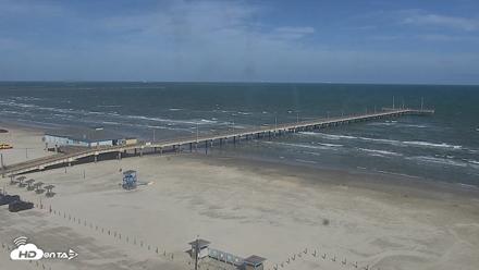 The Dunes - Port Aransas Live Beach Cam - Sep 3, 2026, 4:42pm CDT