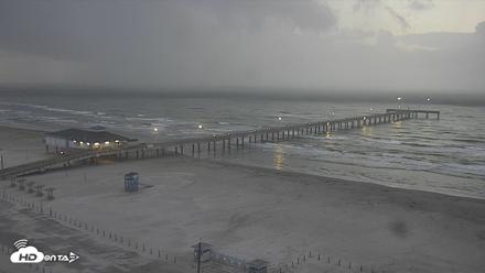 The Dunes - Port Aransas Live Beach Cam - Sep 16, 2026, 7:09am CDT