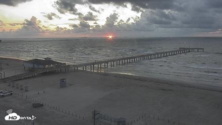 The Dunes - Port Aransas Live Beach Cam - Sep 29, 2026, 7:20am CDT