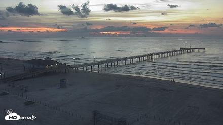 The Dunes - Port Aransas Live Beach Cam - Sep 27, 2026, 7:13am CDT