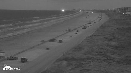 The Dunes - Port Aransas Live Beach Cam - Sep 10, 2026, 6:53am CDT