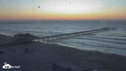The Dunes - Port Aransas Live Beach Cam - Oct 9, 2026, 7:23am CDT