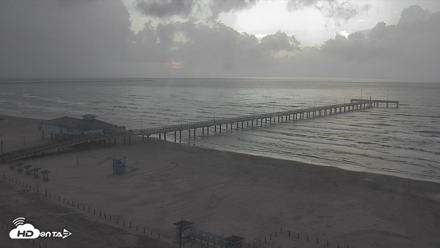 The Dunes - Port Aransas Live Beach Cam - Sep 16, 2026, 7:16am CDT
