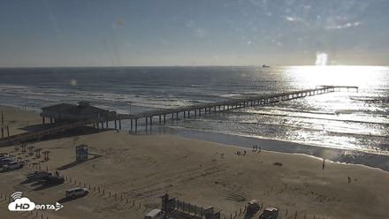 The Dunes - Port Aransas Live Beach Cam - Oct 9, 2026, 9:33am CDT