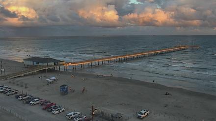 The Dunes - Port Aransas Live Beach Cam - Oct 17, 2025, 6:49pm CDT