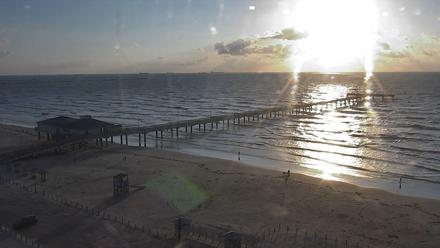 The Dunes - Port Aransas Live Beach Cam - Oct 28, 2025, 8:13am CDT