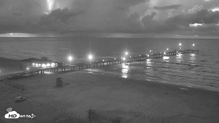 The Dunes - Port Aransas Live Beach Cam - Sep 8, 2026, 6:48am CDT