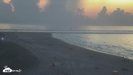 The Dunes - Port Aransas Live Beach Cam - Aug 29, 2026, 6:50am CDT