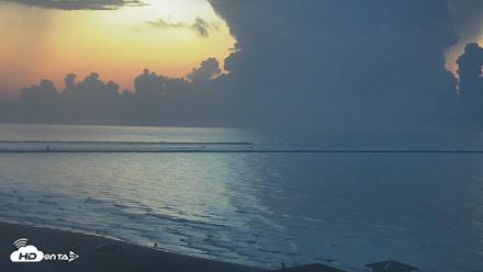 The Dunes - Port Aransas Live Beach Cam - Aug 29, 2026, 6:45am CDT