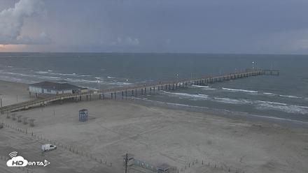 The Dunes - Port Aransas Live Beach Cam - Sep 10, 2026, 7:35am CDT