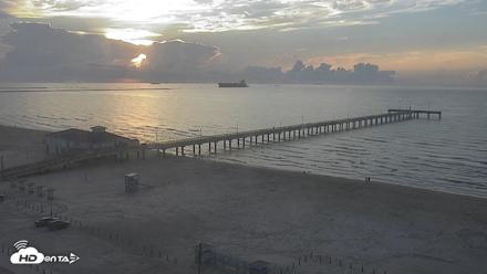 The Dunes - Port Aransas Live Beach Cam - Aug 28, 2026, 7:25am CDT