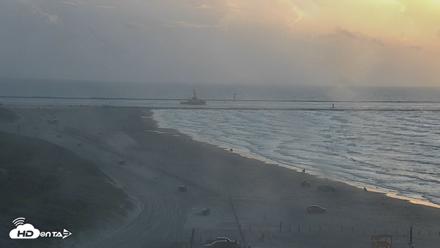 The Dunes - Port Aransas Live Beach Cam - Aug 14, 2026, 7:06am CDT