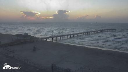 The Dunes - Port Aransas Live Beach Cam - Sep 14, 2026, 7:16am CDT