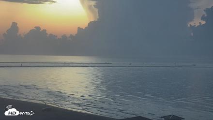 The Dunes - Port Aransas Live Beach Cam - Aug 29, 2026, 6:50am CDT
