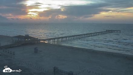 The Dunes - Port Aransas Live Beach Cam - Sep 4, 2026, 7:06am CDT