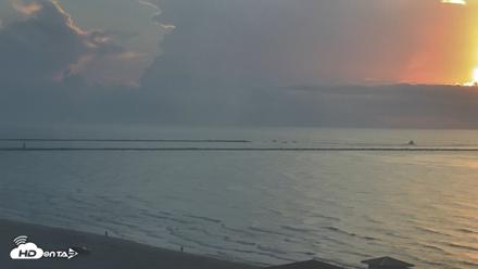 The Dunes - Port Aransas Live Beach Cam - Aug 28, 2026, 7:14am CDT