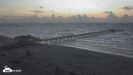 The Dunes - Port Aransas Live Beach Cam - Oct 14, 2026, 7:20am CDT