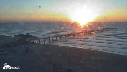 The Dunes - Port Aransas Live Beach Cam - Oct 20, 2026, 7:34am CDT