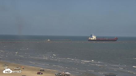 The Dunes - Port Aransas Live Beach Cam - Aug 18, 2026, 4:49pm CDT