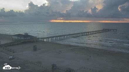 The Dunes - Port Aransas Live Beach Cam - Sep 9, 2026, 7:28am CDT