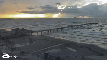 The Dunes - Port Aransas Live Beach Cam - Oct 2, 2026, 7:37am CDT