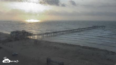 The Dunes - Port Aransas Live Beach Cam - Apr 28, 2026, 7:52am CDT