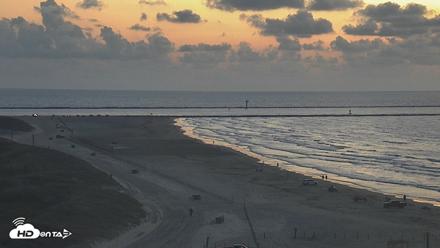 The Dunes - Port Aransas Live Beach Cam - Sep 23, 2026, 6:58am CDT