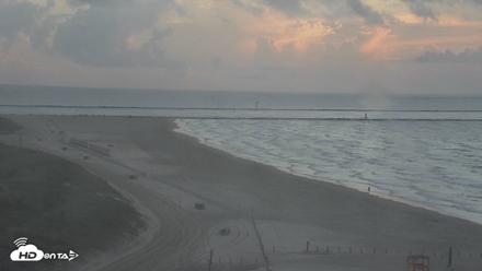 The Dunes - Port Aransas Live Beach Cam - Sep 9, 2026, 7:25am CDT