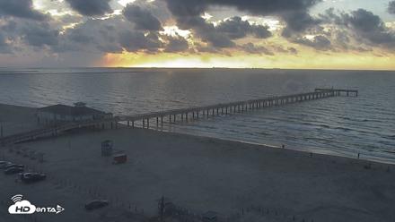 The Dunes - Port Aransas Live Beach Cam - Sep 6, 2026, 7:42am CDT
